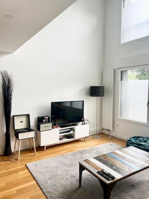 Duplex, 10 Min Champs Elysee Булонь-Біянкур Екстер'єр фото